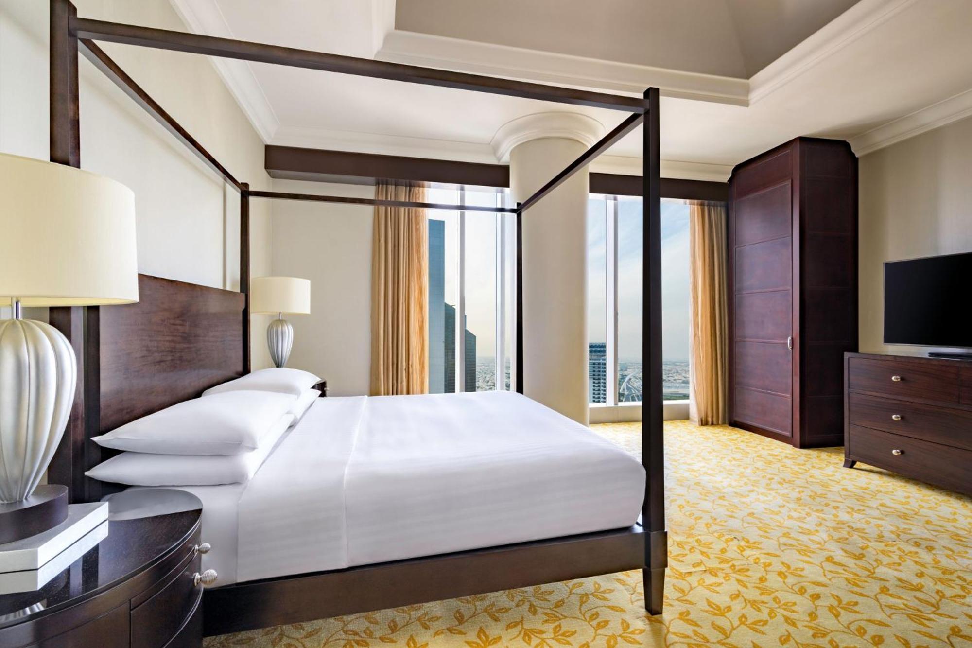 Marriott Marquis Center Hotel 5*
